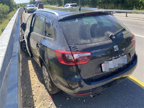 Laufenburg Ag Am Steuer Eingenickt Und Unfall Gebaut