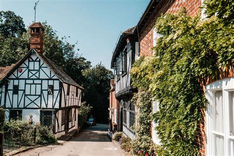 Chilham Village Hall Wedding // Victoria and Michael