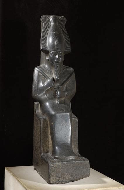 Statue d Osiris Basse Époque Musee du Louvre Réunion des Musées