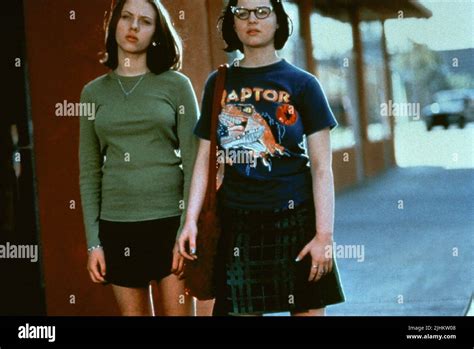 Scarlett Johansson Thora Birch Ghost World 2001 Stock Photo Alamy