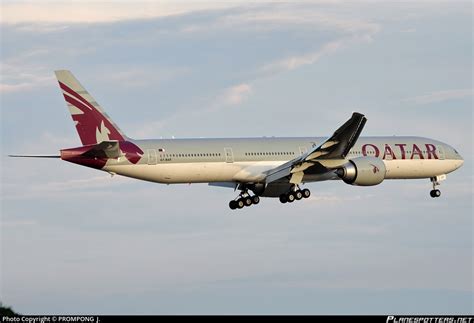 A7 BAF Qatar Airways Boeing 777 3DZER Photo By PROMPONG J ID 326789