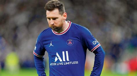 Psg Set For Messi Divorce After Suspending Superstar