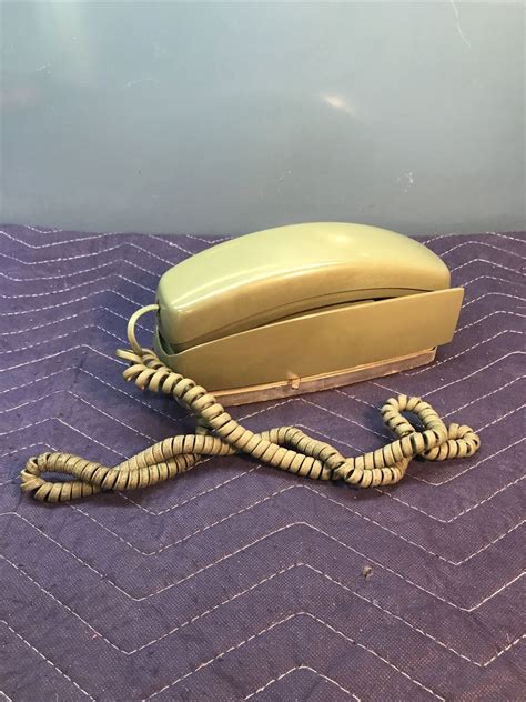 1970 S Vintage Western Electric Bell System Trimline Phone Avocado