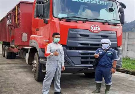 Astra Ud Trucks Berikan Dukungan Pada Pengusaha Riau Pos