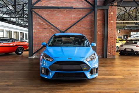 Ford Focus Rs Blue 3 Richmonds