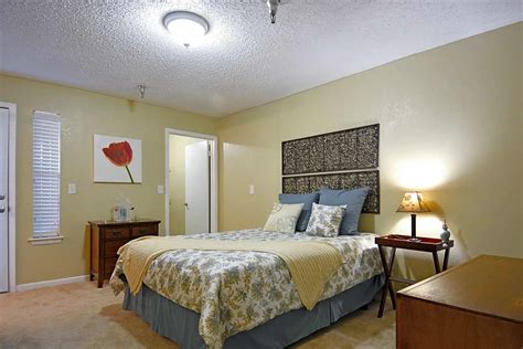 Serenity Apartments At Briarcrest 2410 Memorial Dr Bryan Tx