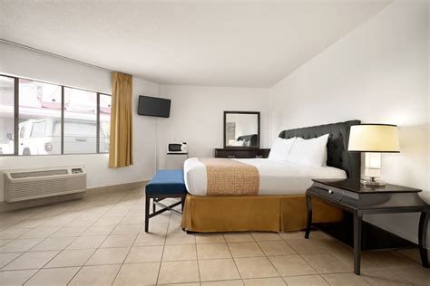 Travelodge by Wyndham Las Vegas | Las Vegas, NV Hotels