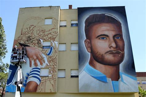 Lazio Ciro Immobile Un Opera D Arte Spunta Il Murales A Ponte Di Nona