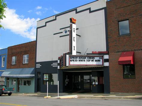 Rex Theater Galax Va While It Still Shows Classic Movie Flickr