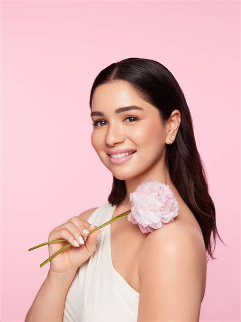 Exclusive Sara Tendulkar On Her Love For K Beauty Minimal Skincare