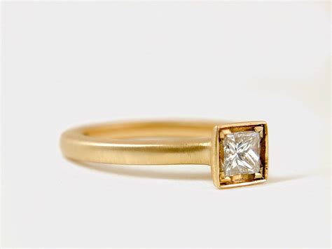 18K Yellow Gold Princess Cut Diamond Solitaire Wedding Ring - Etsy