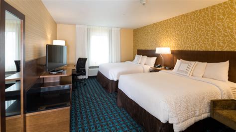 Hotels St. Clair Shores, MI | Fairfield Inn & Suites Detroit Chesterfield