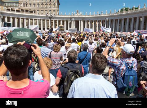 Pope Francis (very top) addressing the crowd in St Peters Square in ...