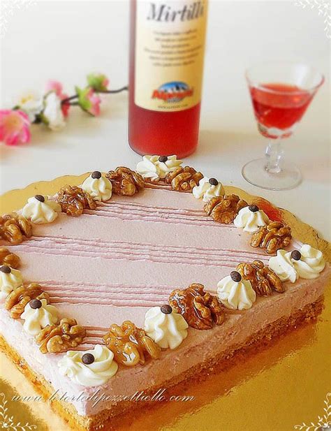 Torta Fredda Allo Yogurt Con Noci E Liquore Di Mirtillo Le Torte Di