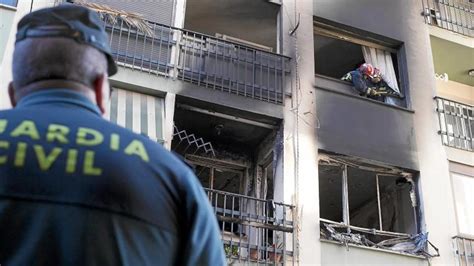 Dos Muertos Y Trece Heridos En El Incendio De Un Piso En Castellón