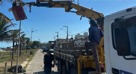 Itapemirim Prefeitura Entrega Ilumina O Da Orla De Itaipava Mat Ria