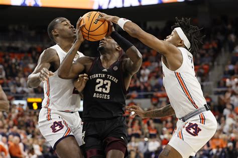 Auburn Basketball: Photos from Texas A&M upsetting the Tigers