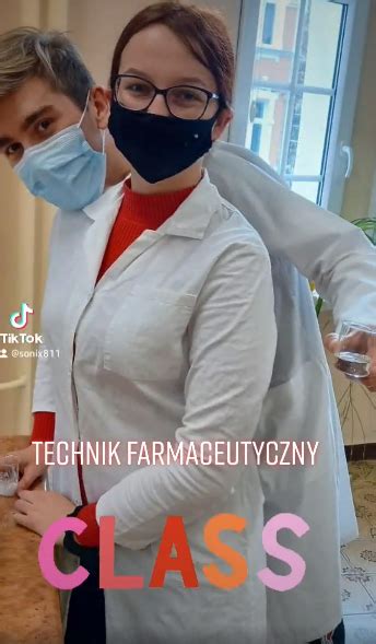 Zaj Cia Na Kierunku Technik Farmaceutyczny Centrum Kszta Cenia