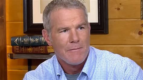 Retired NFL Quarterback Brett Favre Says He Has Parkinson S Disease