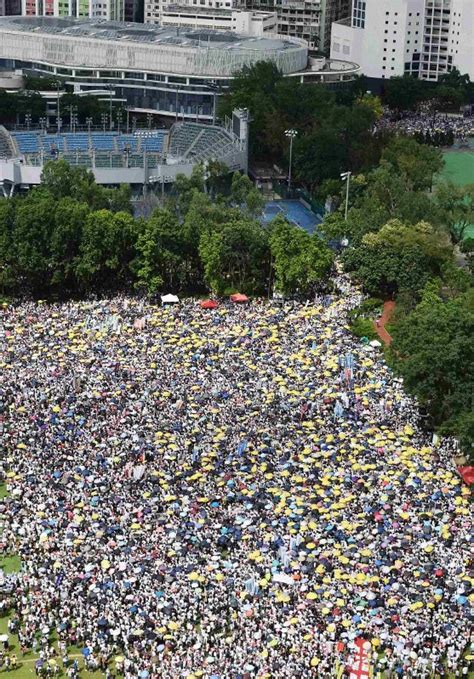 香港：香港大規模デモ、主催者発表で103万人参加 返還後の最大級に [写真特集5 5] 毎日新聞