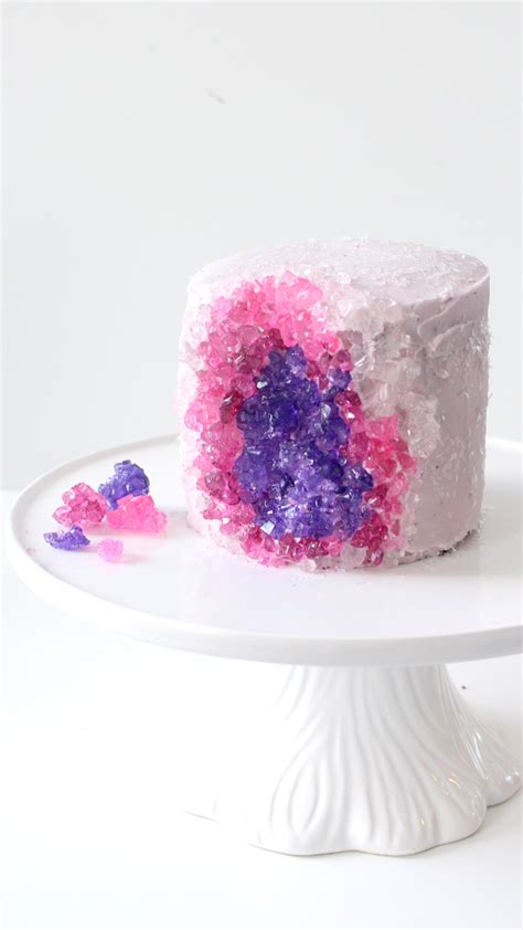 30 Beautiful Geode Cakes And How To Make Your Own