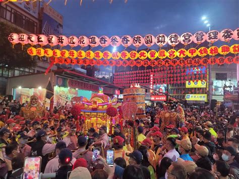 見大甲媽「顯靈神蹟」爆哭！他遶境10年曝沿路最美風景 生活 中時新聞網