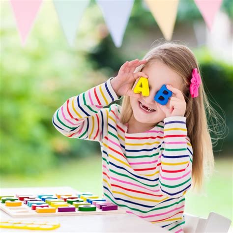 Maneras Divertidas De Ensenarle A Un Nino A Leer Y Escribir Ense Arle