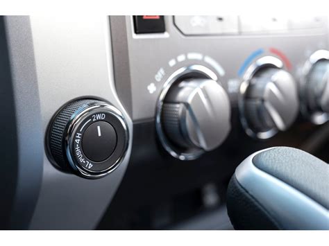 2020 Toyota Tundra: 307 Interior Photos | U.S. News