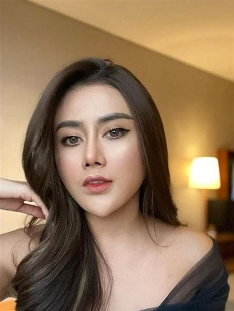 Adelia Ghisel Ingin Kembali Ke Dunia Entertainment Setelah Sempat Mengundurkan Diri Showbiz