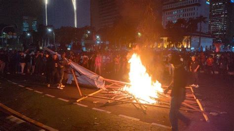 Alasan Kapolda Metro Jaya Tak Bubarkan Buruh Yang Demo Hingga Tengah