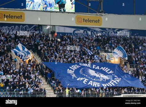 Gents Fans Wurden Zu Beginn Des Jupiler Pro League Spiels Zwischen KAA