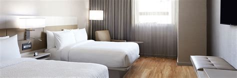 Aventura Hotel Rooms near Miami, FL | AC Hotel Miami Aventura