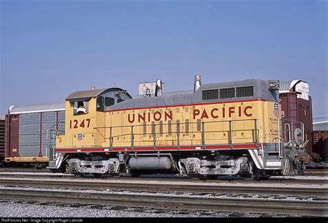 RailPictures Net Photo UP 1247 Union Pacific EMD UP SW10 At Los