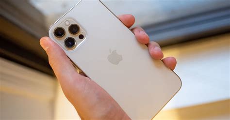 Дешёвые iPhone 12 Pro и iPhone 12 Pro Max в магазине Meizu произвели ...