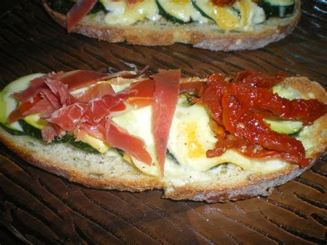 Tartines De Courgettes Et Reblochon Partenaire Dans Vos Assiettes