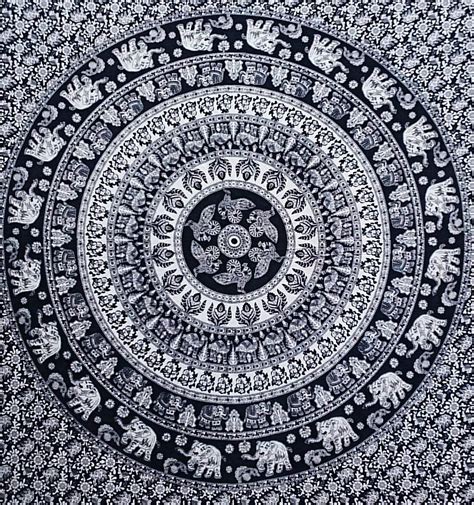 Mandala Tapestry – Marubhmi