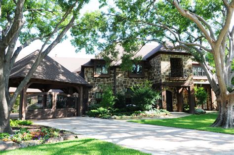 Northport Drive Dallas TX Traditional Exterior Dallas By