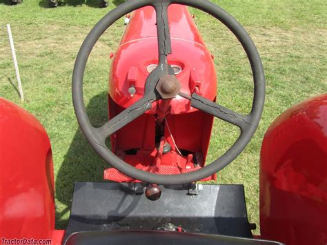 Graham Bradley 103 Tractor Photos Information