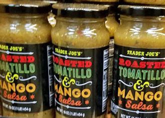 Trader Joe S Organic Tomatillo Roasted Yellow Chili Salsa Reviews