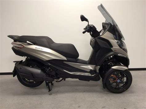 Scooter Piaggio Mp Exclusive Neuf