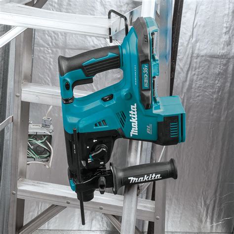 Makita V X V Lxt Lithium Ion Cordless Avt Rotary Hammer