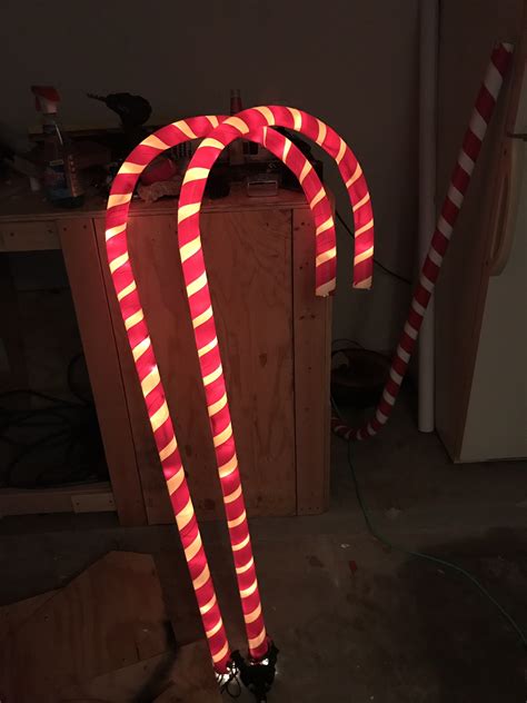 Quick And Easy Lighted Candy Canes