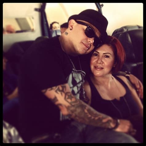 Photo: Rey Mysterio Appears Unmasked With His Wife | PWMania