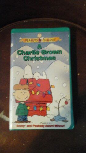 USED Paramount Peanuts Classic A Charlie Brown Christmas VHS Tape 15372