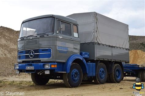 Pin Op Mercedes Trucks