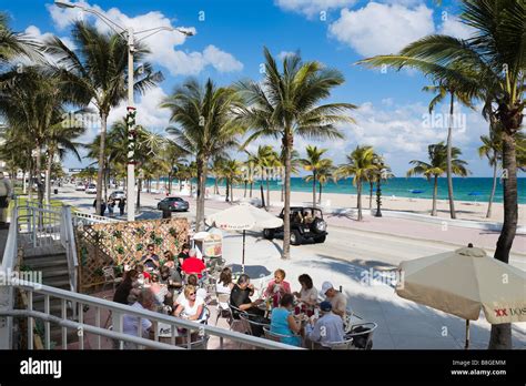 Restaurant on Fort Lauderdale Beach Boulevard, Fort Lauderdale Beach ...