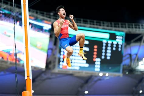 EJ Obiena Wins Historic Pole Vault Silver In World Athletics