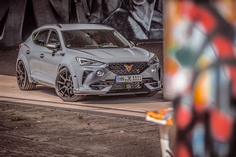 SHOWCAR Cupra Formentor KM VZ WIDEBODY Graphene Grey EN