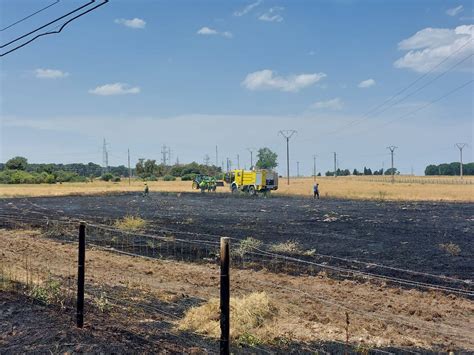 Dos Incendios Calcinan Pastos En Seb Lcor Y Castro De Fuentidue A El