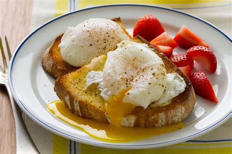 How To Poach Eggs Perfectly A Step By Step Guide